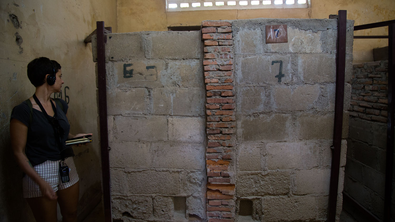 uma antiga escola transformada em centro de tortura